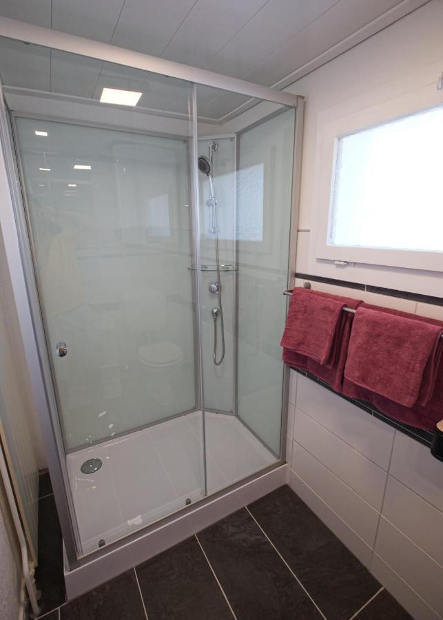 Lake Getaway Apartment With Private Entrance, Right On The Lake Constance Cycle Path, Barbecue Area, Free Wifi, Netflix And Free Bikes Salmsach Luaran gambar